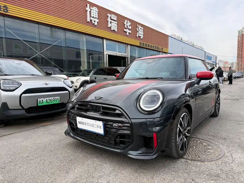 MINI JCW 2025 — фото 1