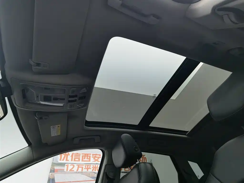 Cadillac SRX 2015 — фото 14