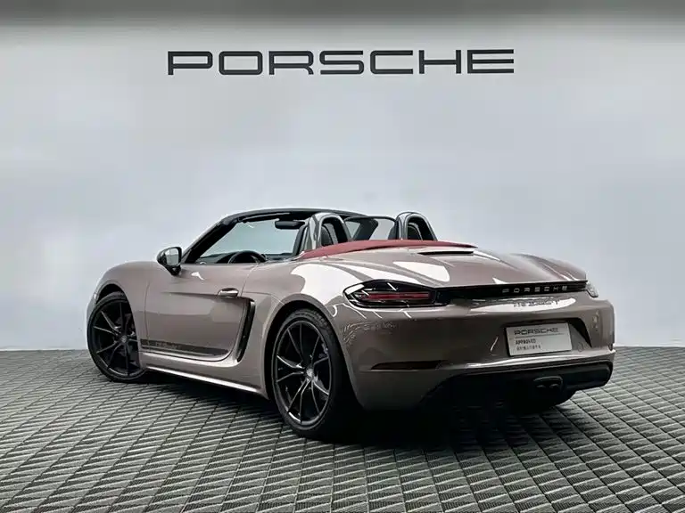 Porsche 718 2023 — фото 6