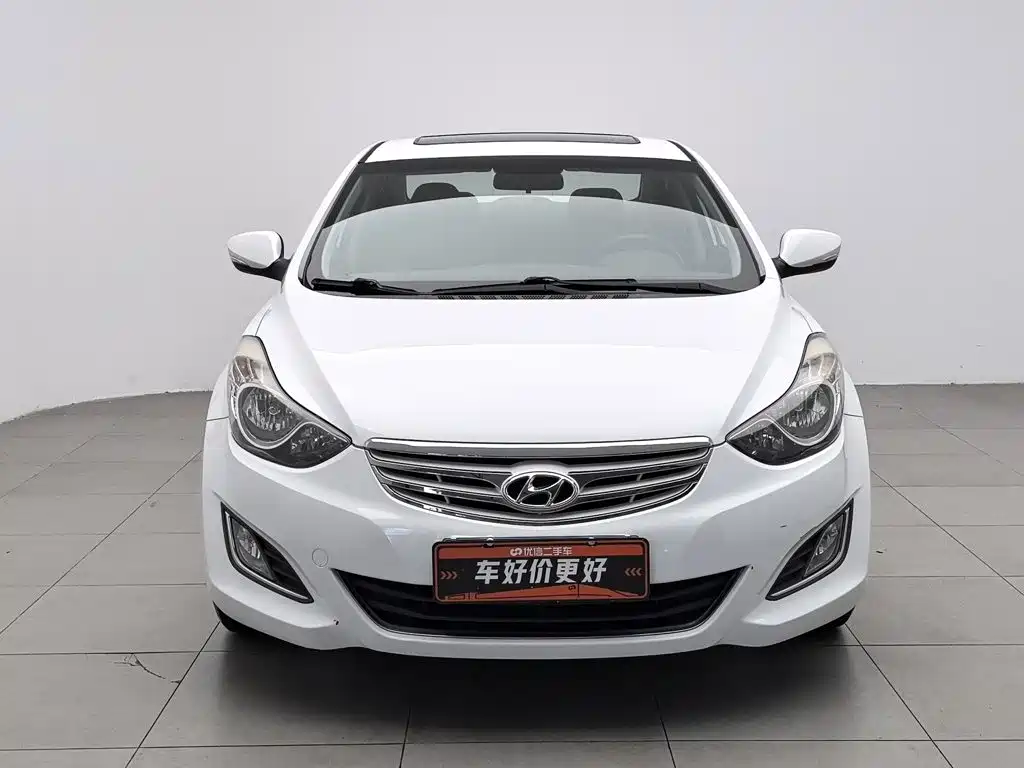 Hyundai Elantra 2013