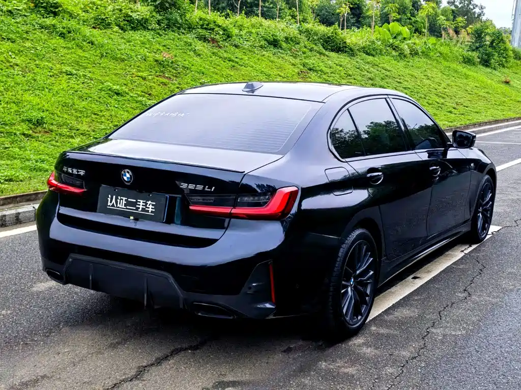 BMW 3 Series 2024