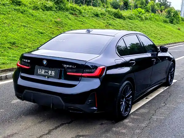 BMW 3 Series 2024