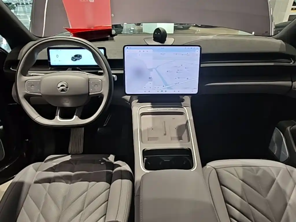 NIO EC6 2025 — фото 10