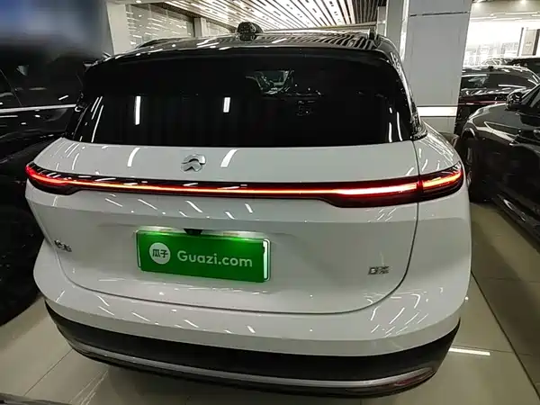 NIO ES6 2025