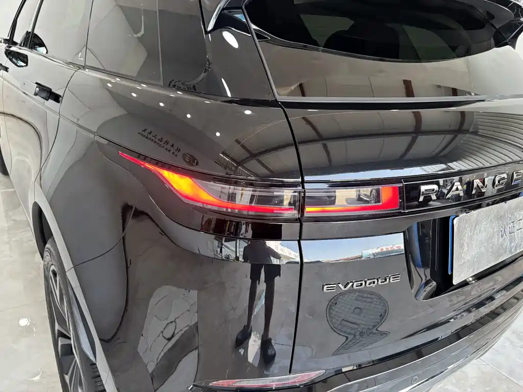 Land Rover Range Rover Evoque 2025 — фото 10