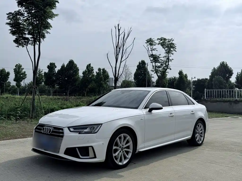 Audi A4L 2019 — фото 2