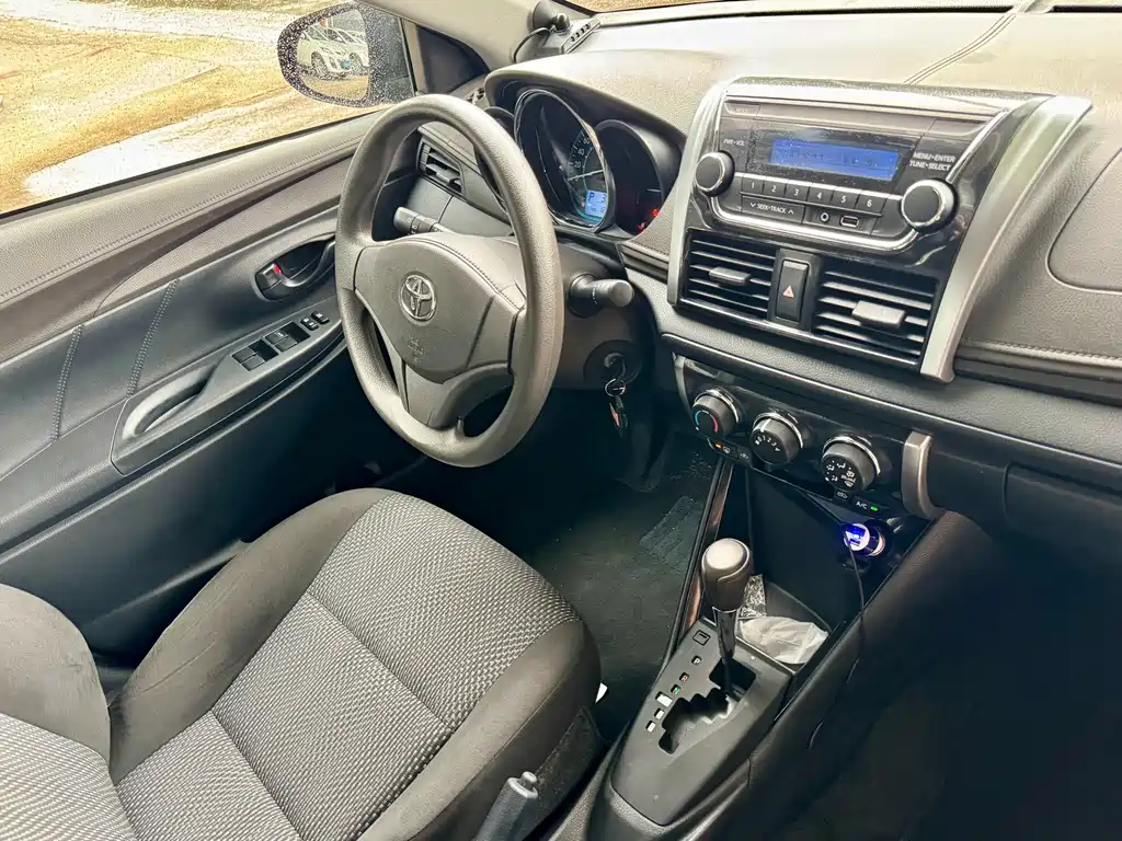 Toyota Vios 2016 — фото 12