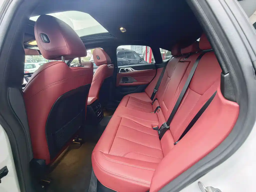 BMW 4 Series 2025 — фото 15