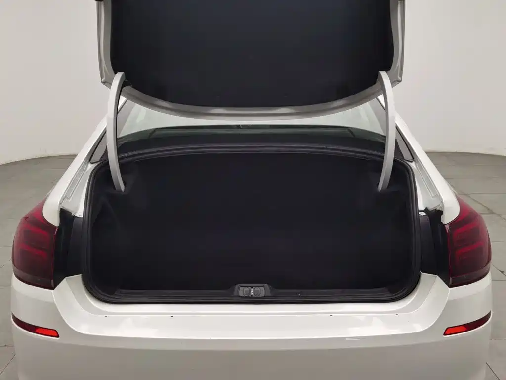 Citroën C5 2018 — фото 16