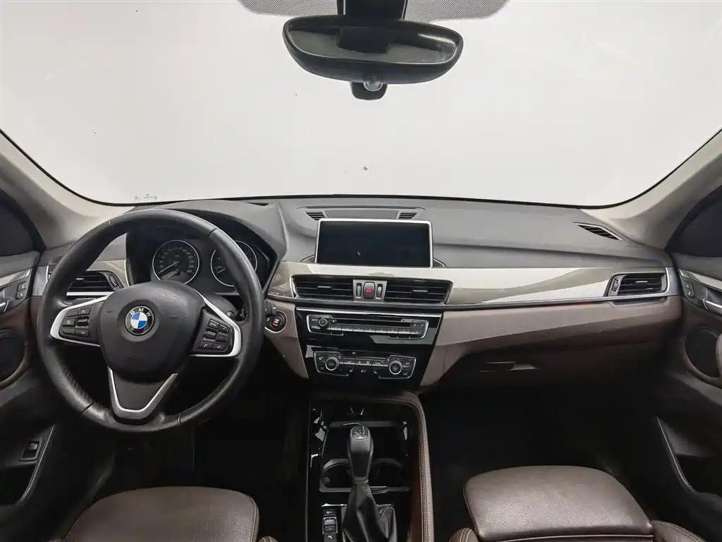 BMW X1 2017 — фото 5