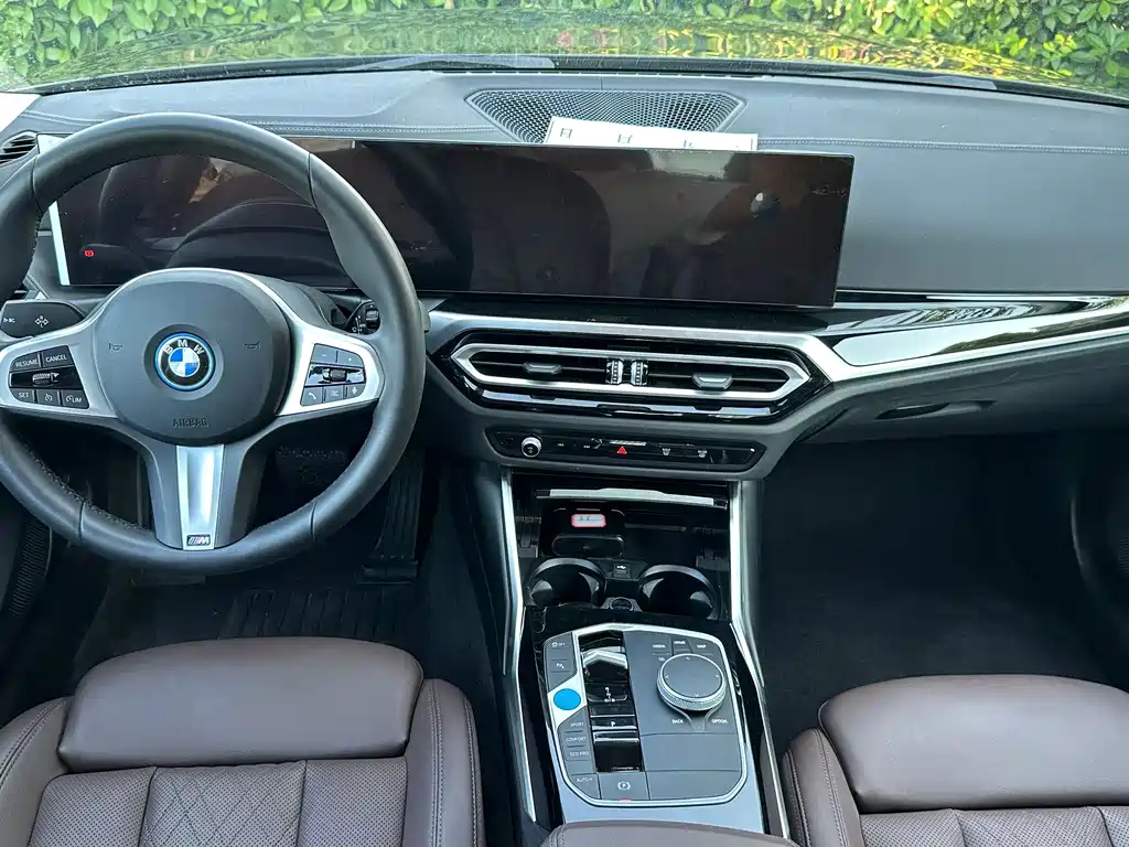 BMW i3 2025 — фото 6