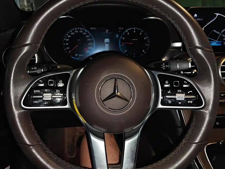 Mercedes-Benz GLC 2021 — фото 15