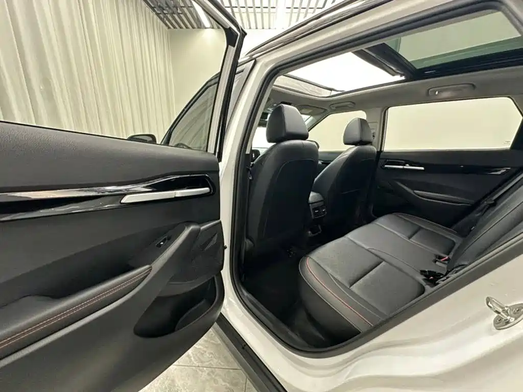 Kia Sethus 2023