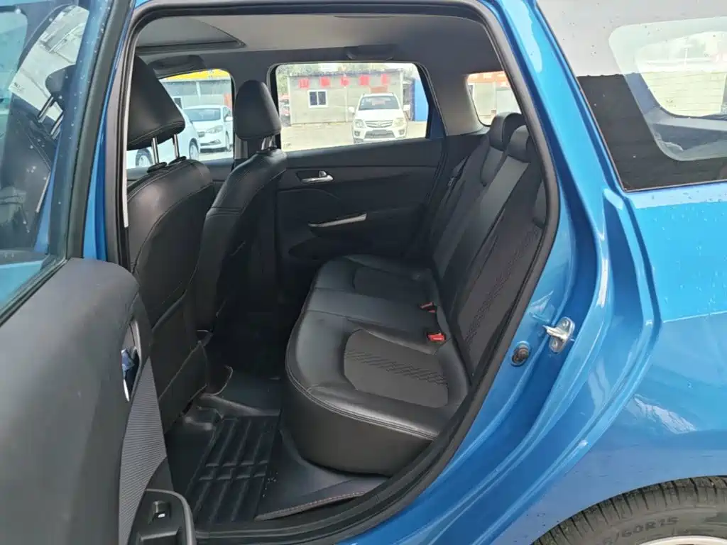 Chevrolet Lefeng RV 2016 — фото 17