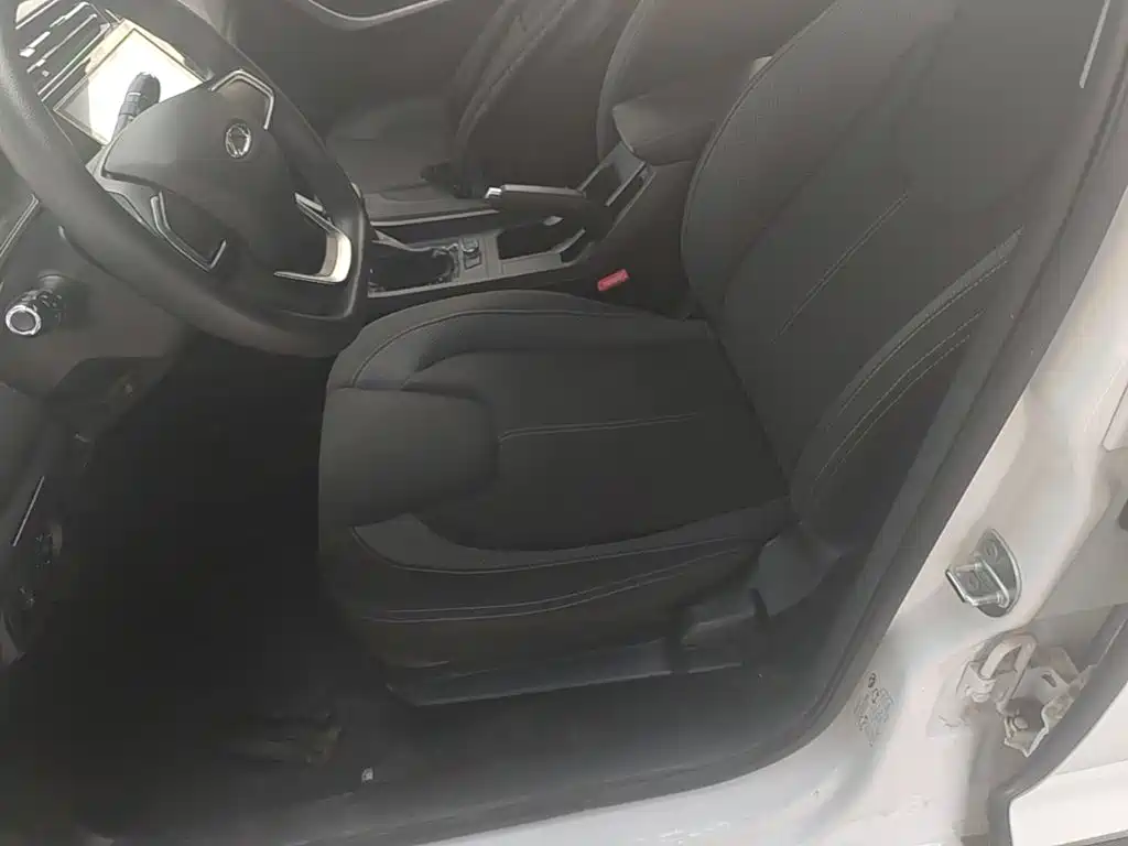 Chery Tiggo 3x 2025 — фото 15