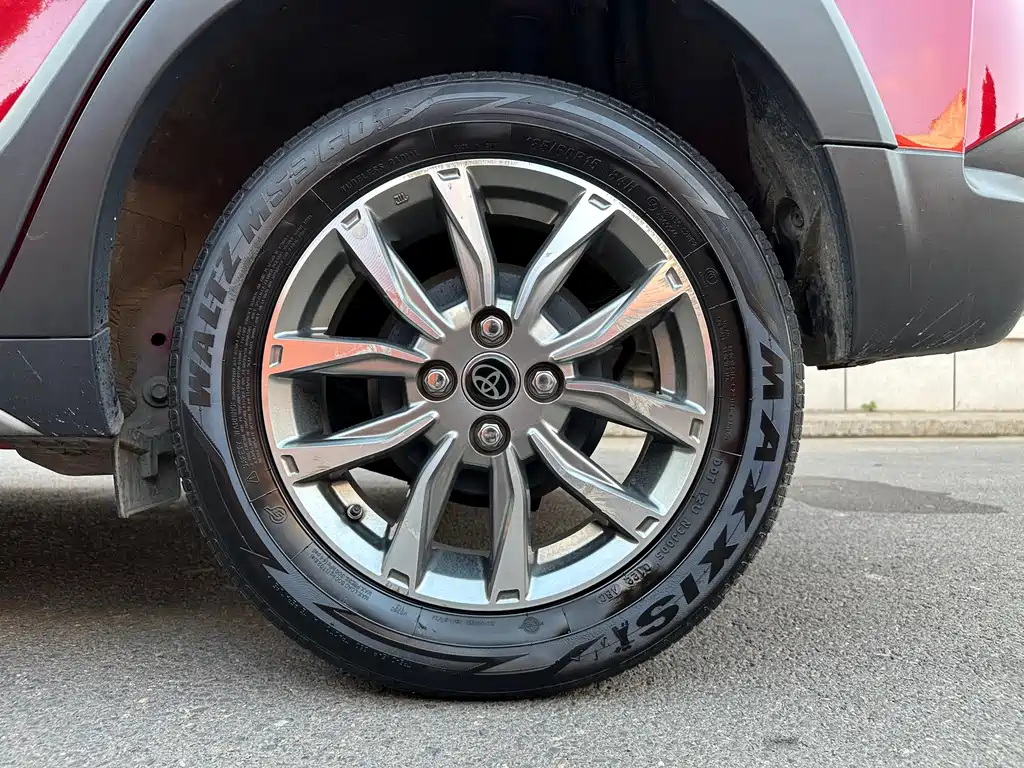 Toyota Yaris L 2022 — фото 25