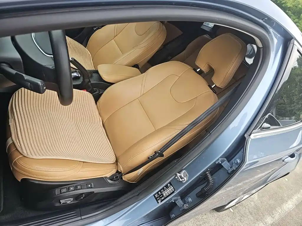 Volvo V40 2018 — фото 15