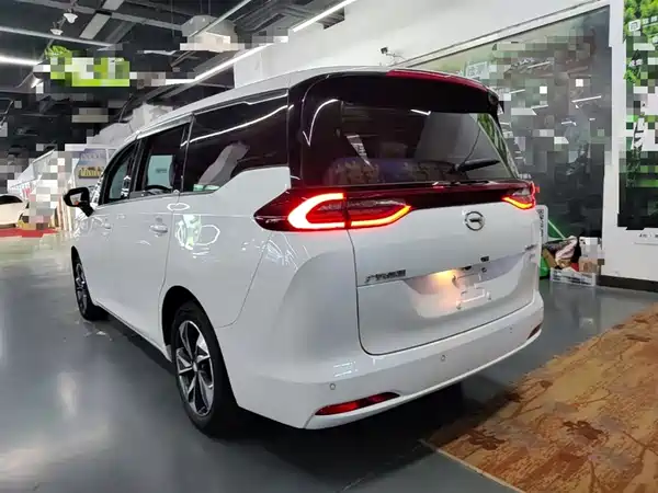 GAC Trumpchi M6 2023