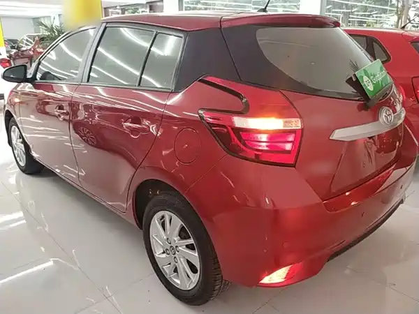 Toyota Yaris L 2019