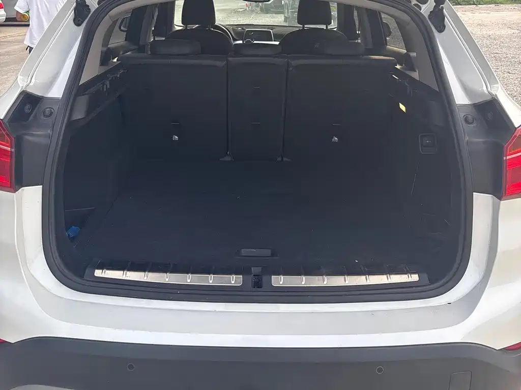 BMW X1 2017 — фото 15