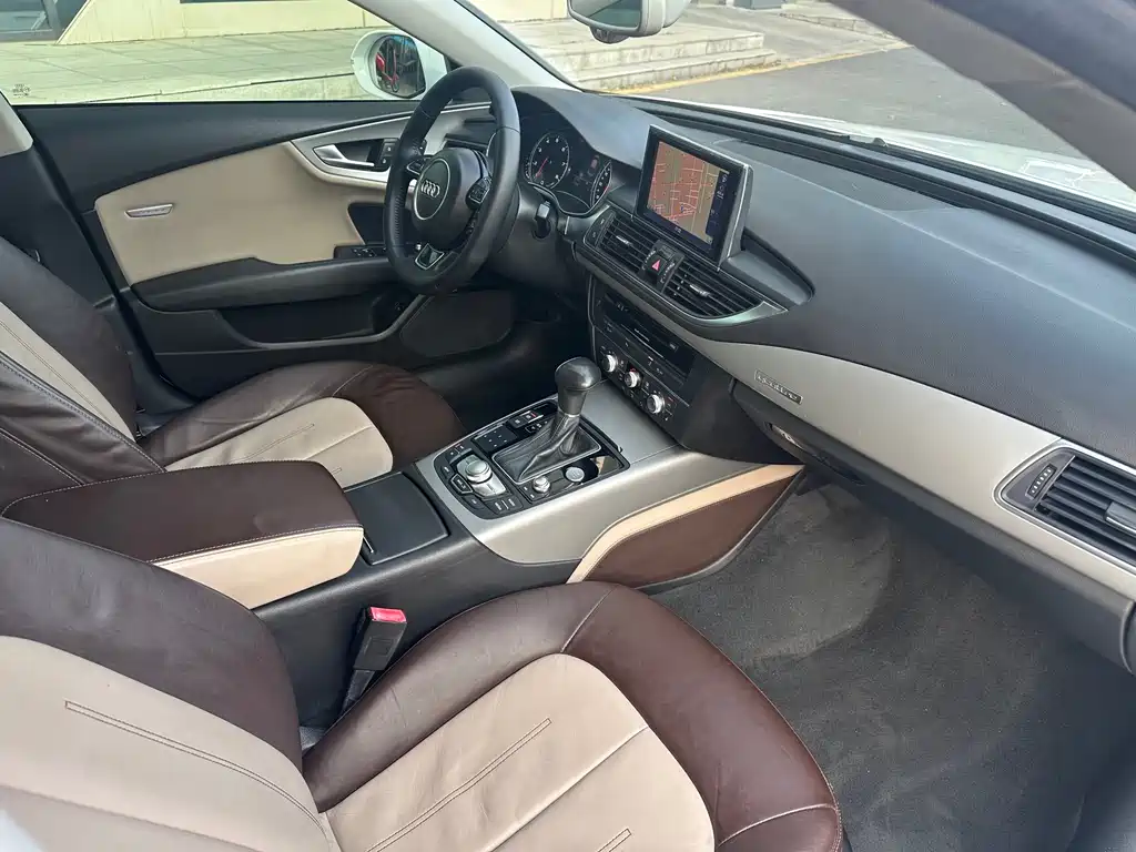 Audi A7 2015 — фото 9