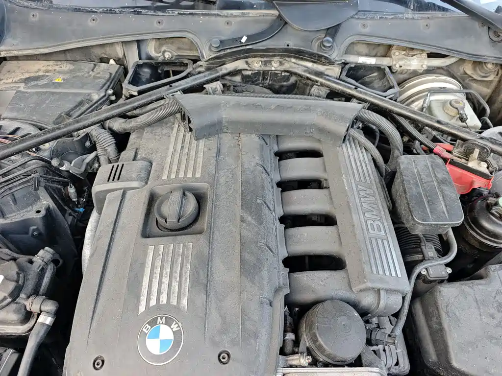 BMW 5 Series 2009 — фото 17