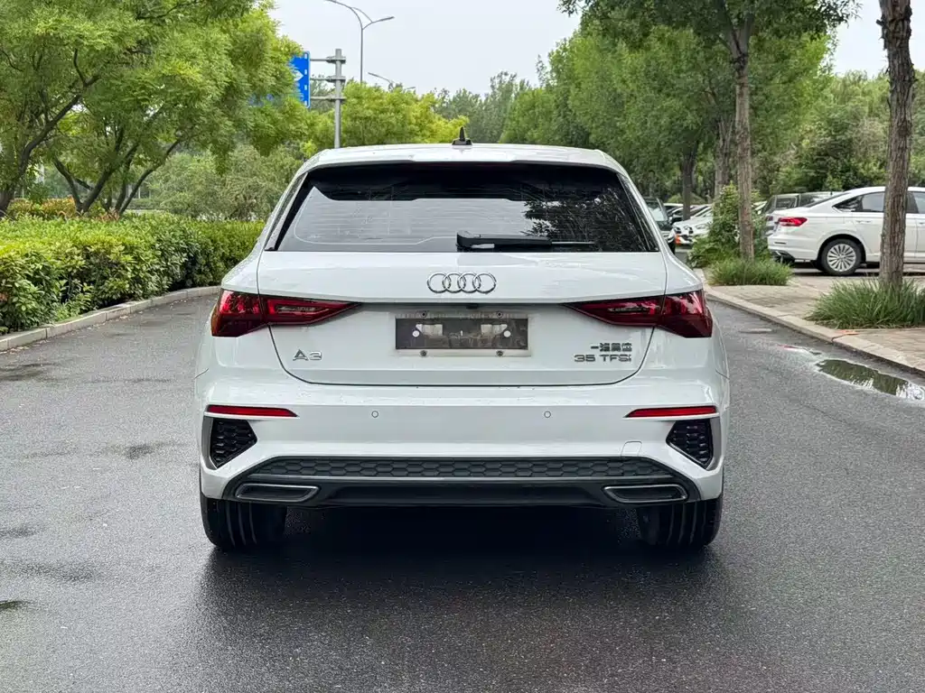 Audi A3 2022 — фото 17
