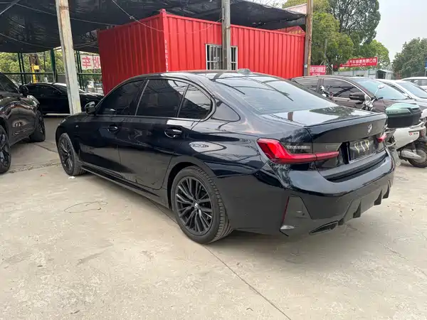 BMW 3 Series 2023
