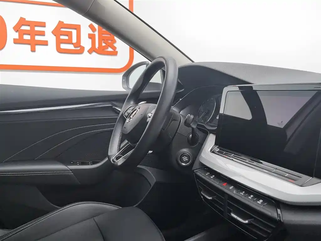 Skoda Octavia 2021 — фото 22