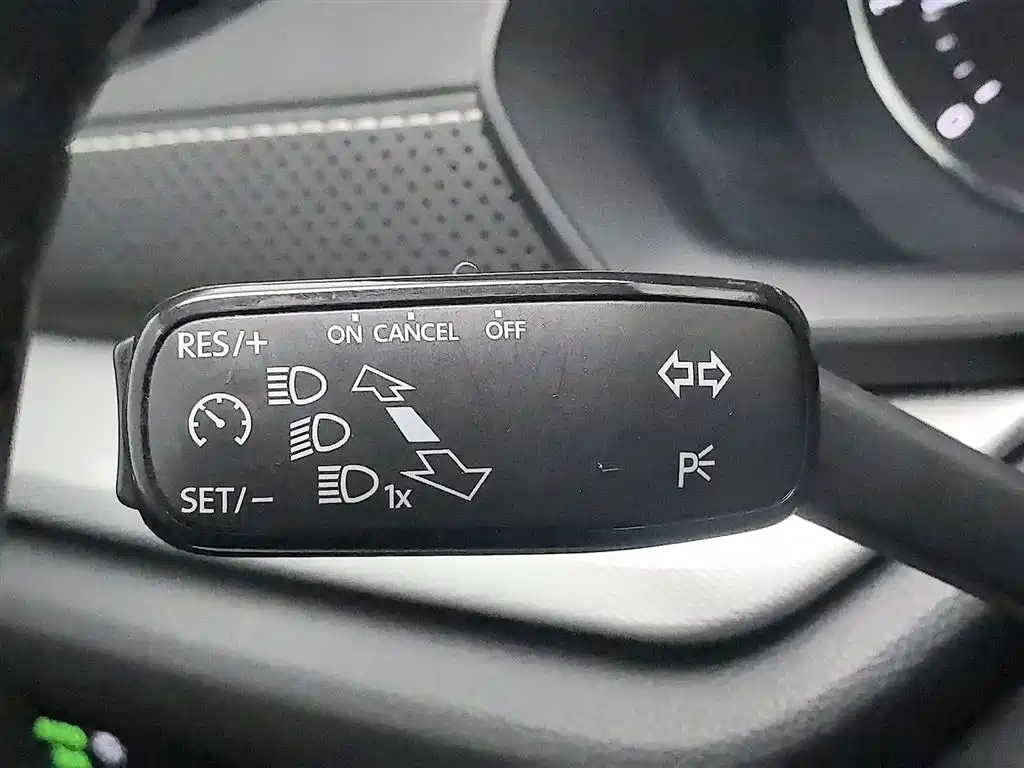 Skoda Octavia 2021 — фото 21