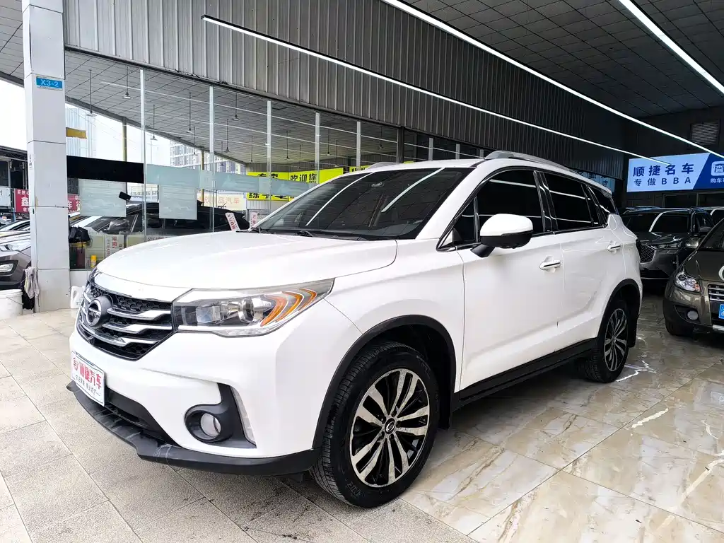 GAC Motor Trumpchi GS4 2017 — фото 1