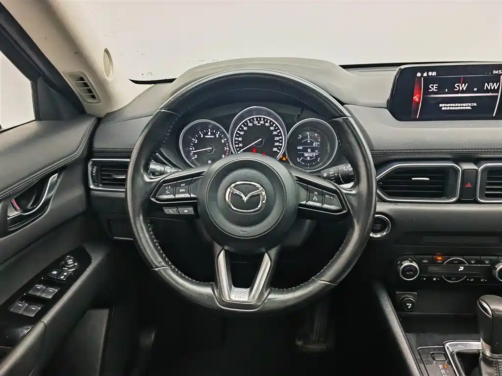 Mazda CX-5 2017 — фото 11