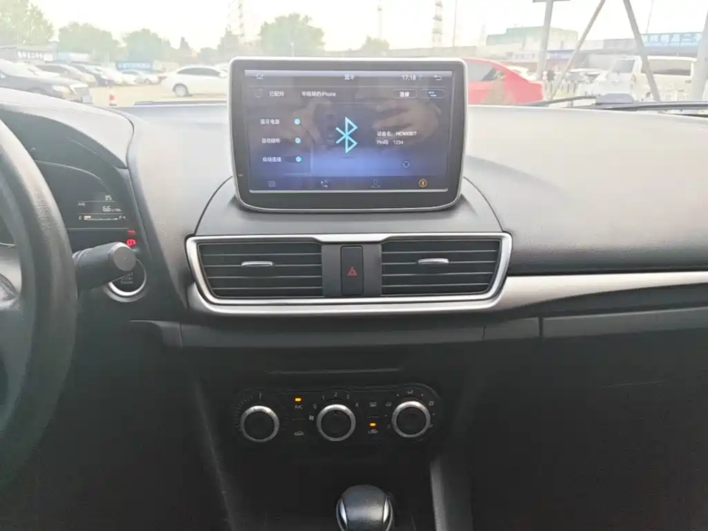 Mazda 3 Angkesela 2017 — фото 13