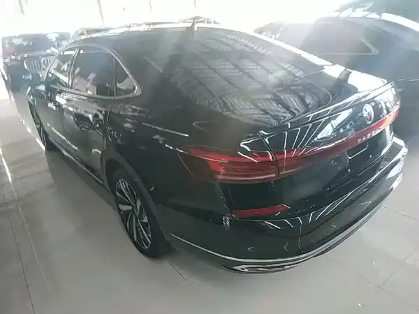 Volkswagen Passat 2022