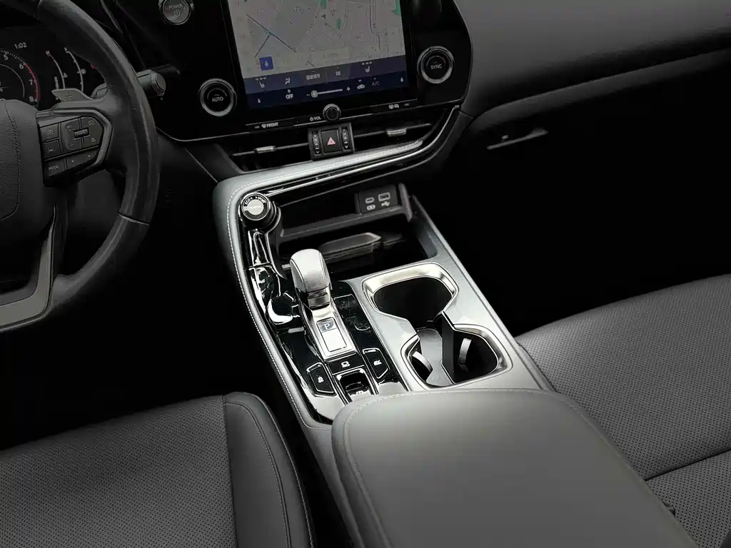 Lexus NX 2022 — фото 12