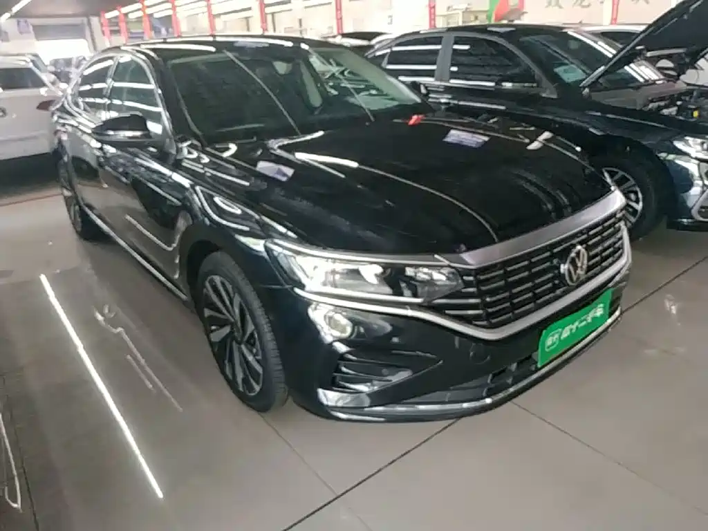Volkswagen Passat 2022