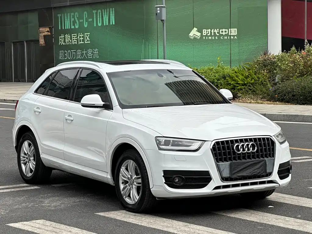 Audi Q3 2014
