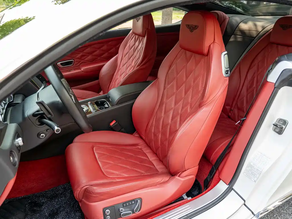 Bentley Continental 2014 — фото 10
