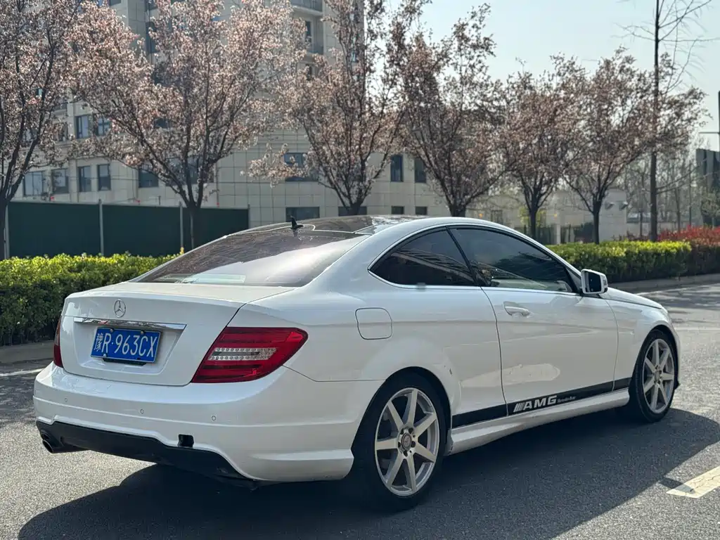 Mercedes-Benz C-Class 2015 — фото 12