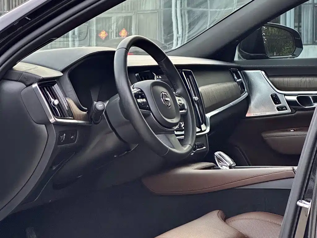 Volvo S90 2021 — фото 4