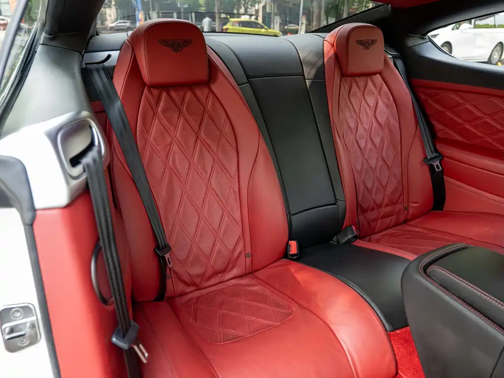 Bentley Continental 2014 — фото 14