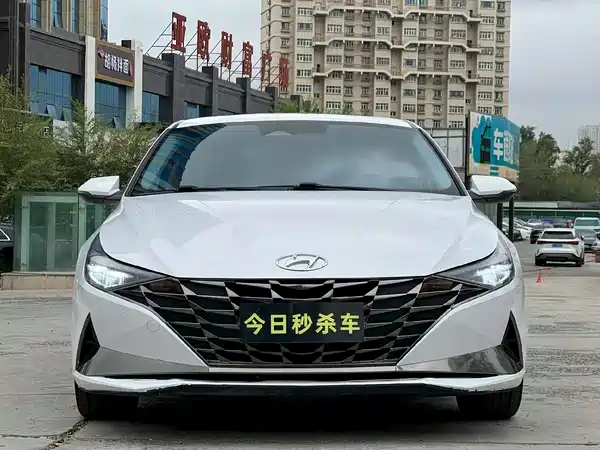 Hyundai Elantra 2021