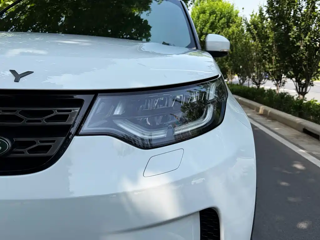 Land Rover Discovery 2019 — фото 18