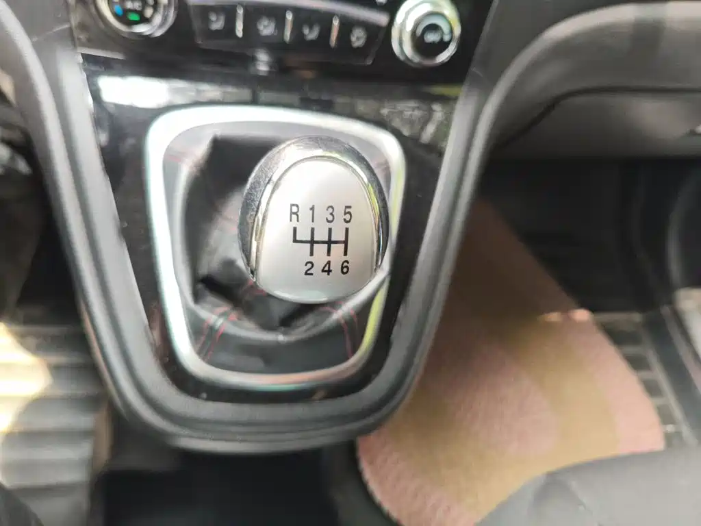 Haval H6 2015 — фото 15