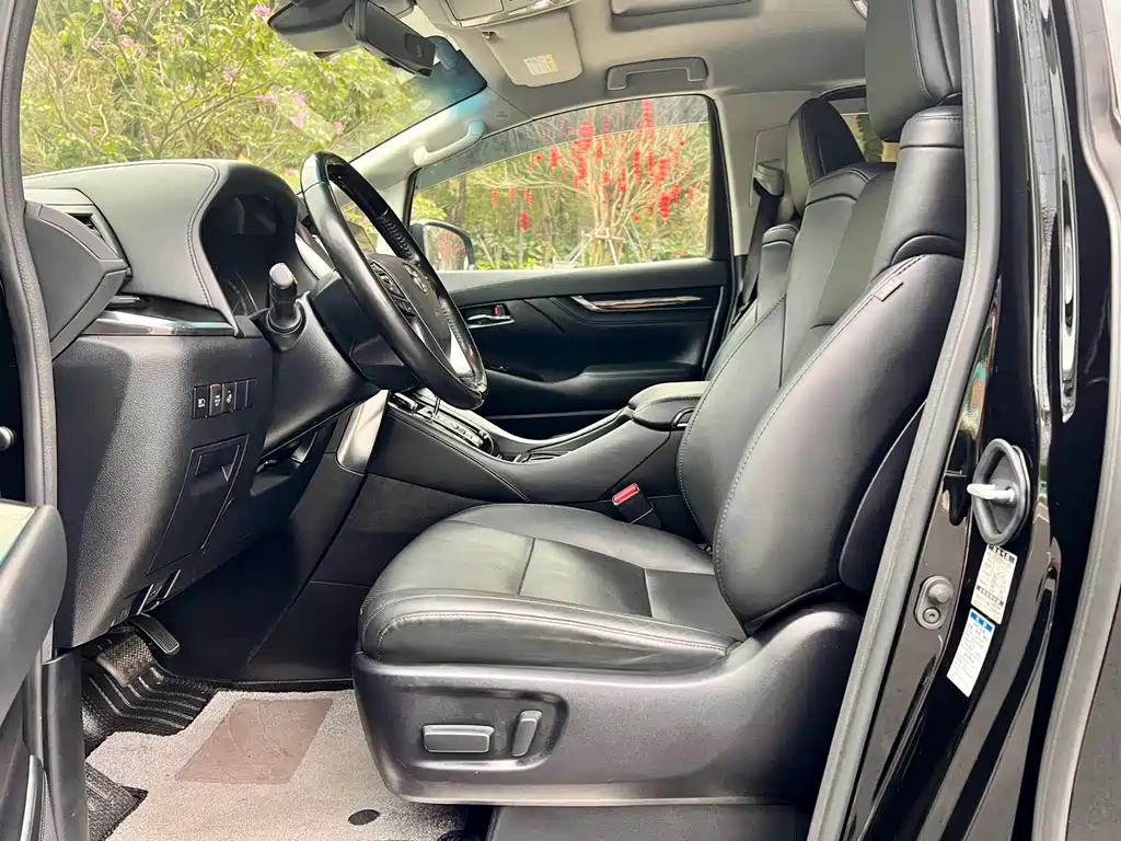 Toyota Vellfire 2020 — фото 5