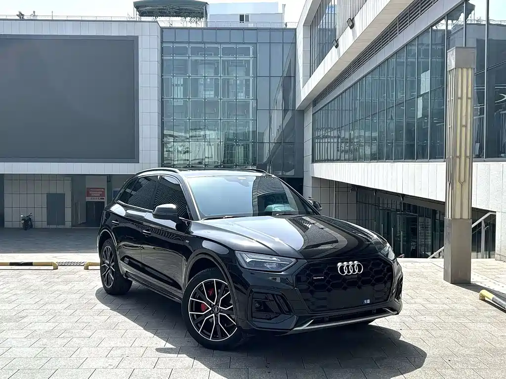 Audi Q5L 2025 — фото 3