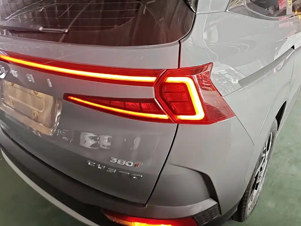 Hyundai Custo 2022 — фото 8