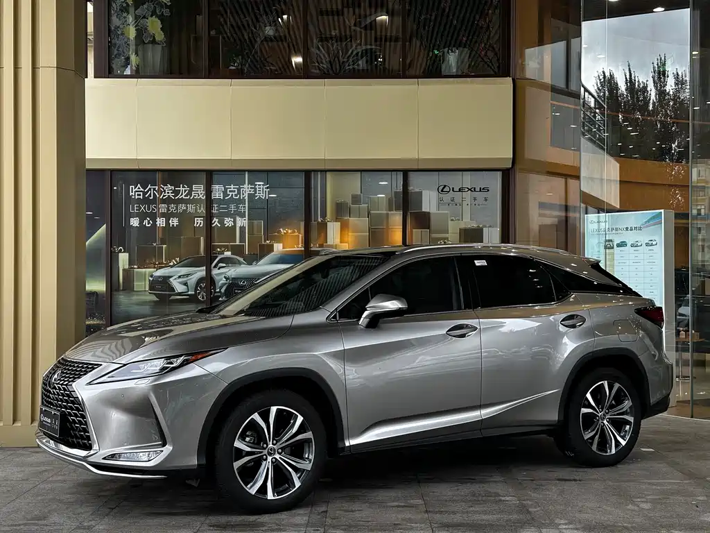 Lexus RX 2021