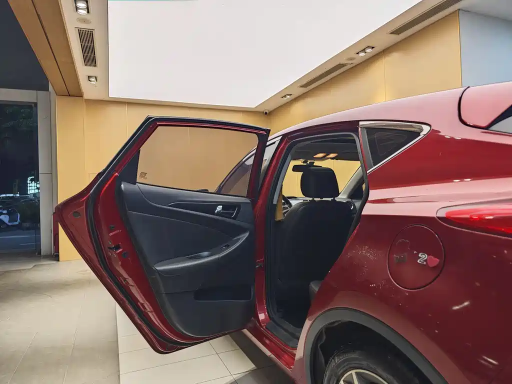 Changan Eado XT 2015 — фото 21
