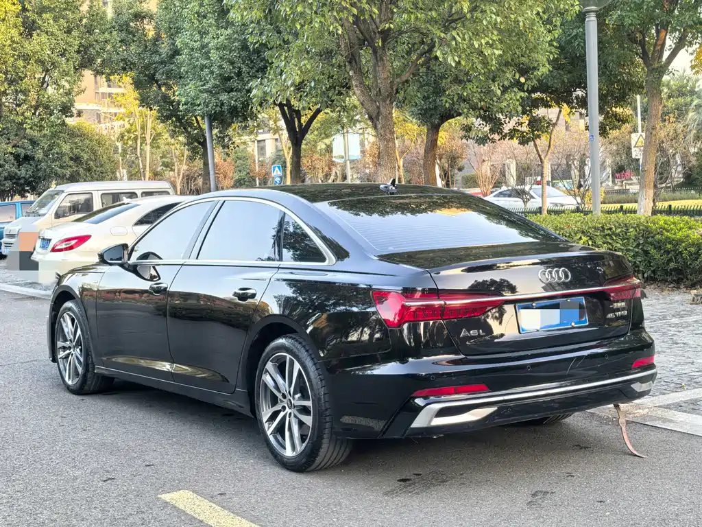 Audi A6L 2023 — фото 6